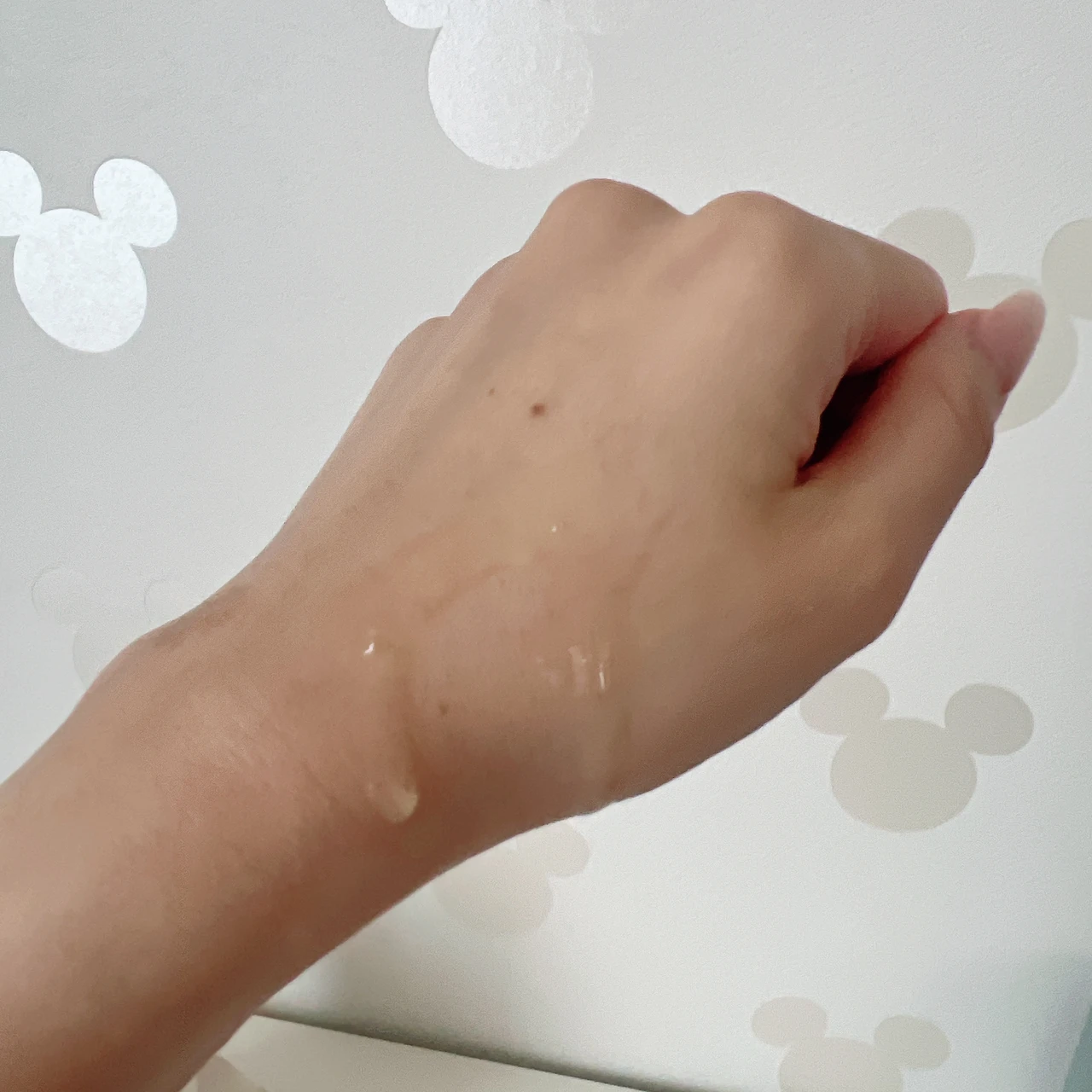 【スキンケア】ビタミンC美容液 アンレーベル ラボ Vエッセンス 肌の奥まで浸透して毛穴・くすみにアプローチ💕_2