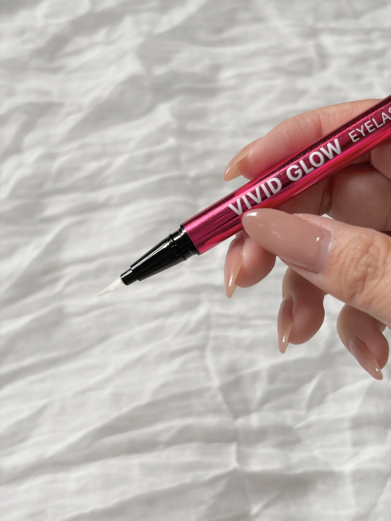 【まつ毛美容液】極細筆が使いやすい!VIVID GROW アイラッシュセラムをお試し♡_2