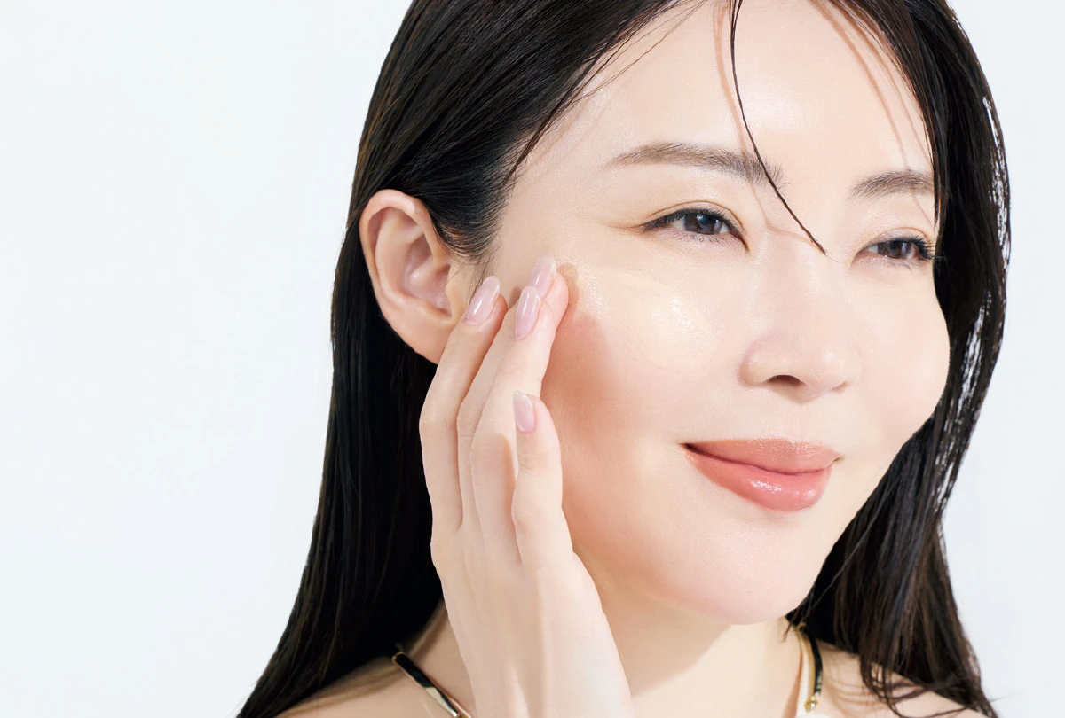 お直しなしでも一日中、魅せられる肌でいられる幸せ　大野真理子　エスティ ローダー　ダブル ウェア