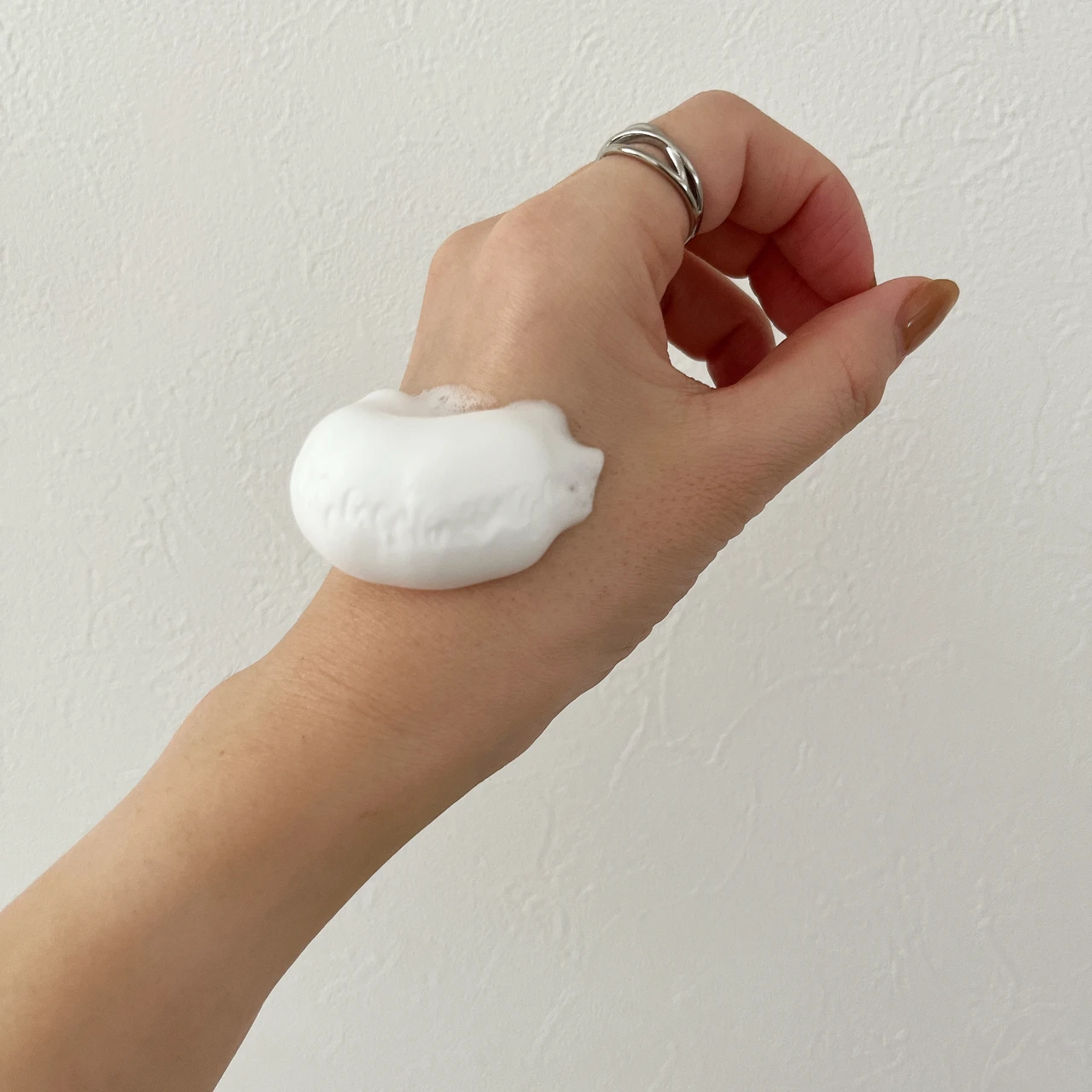 【エイジングケア】フェイスラインのたるみにも！湧き上がるハリツヤ肌へ「オバジＸ フレームリフトシリーズ」_5