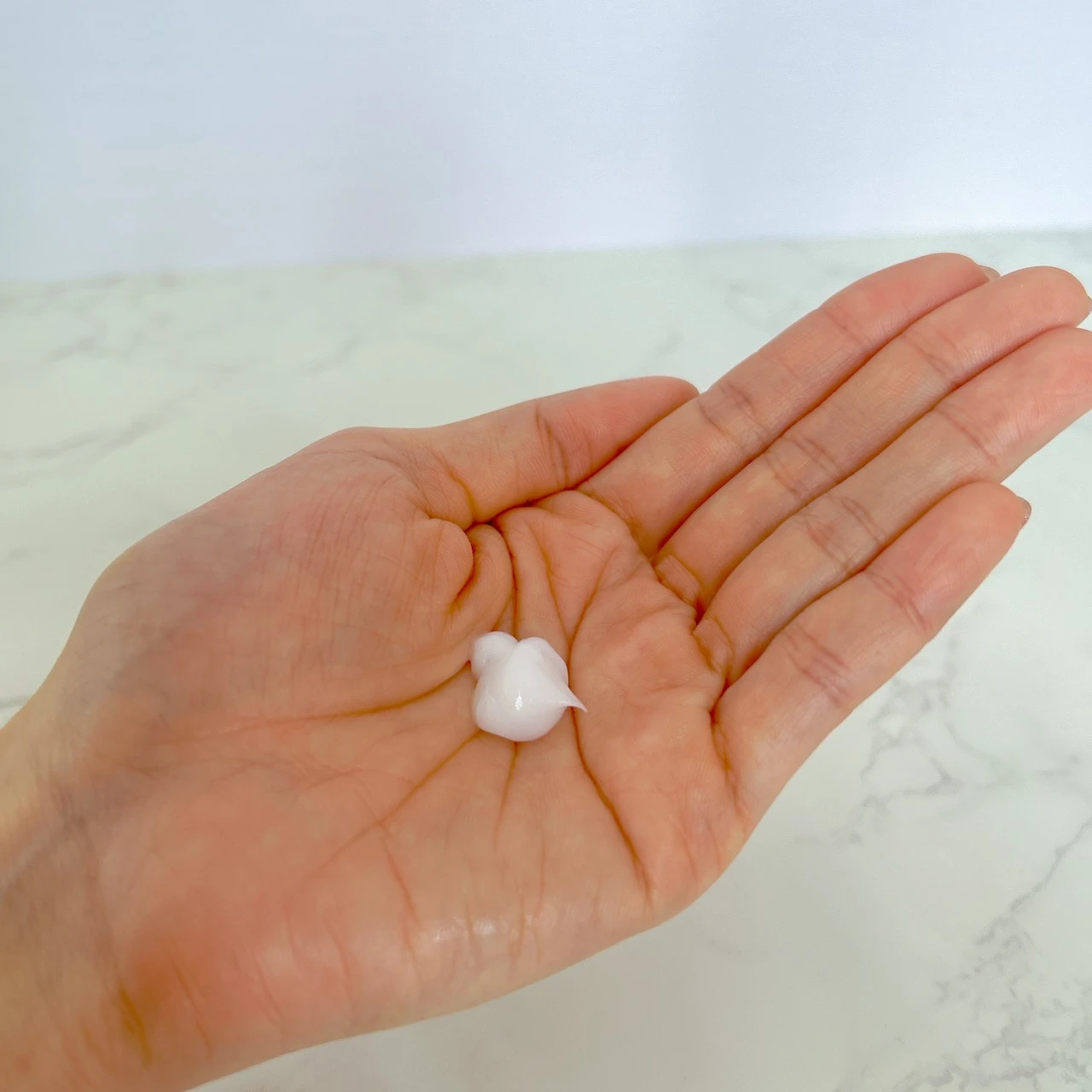 【ぷるとぅるん髪へ】貯水ヴェール美容でうねり・広がる髪をケア！特徴や使い心地をレビュー！
_3_3