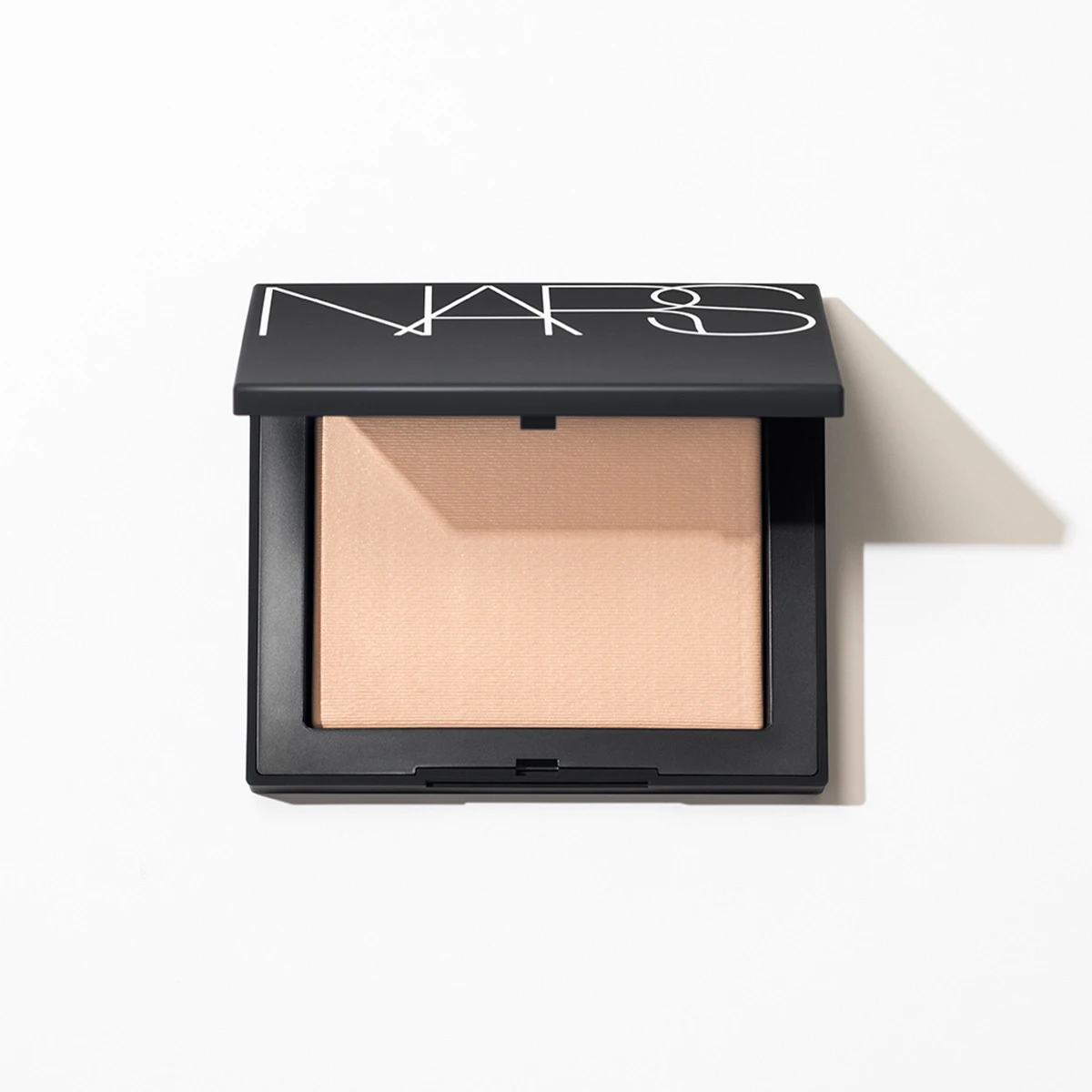 NARS　リフ粉　ライトリフレクティングセッティングパウダー プレストN 05555　FOG