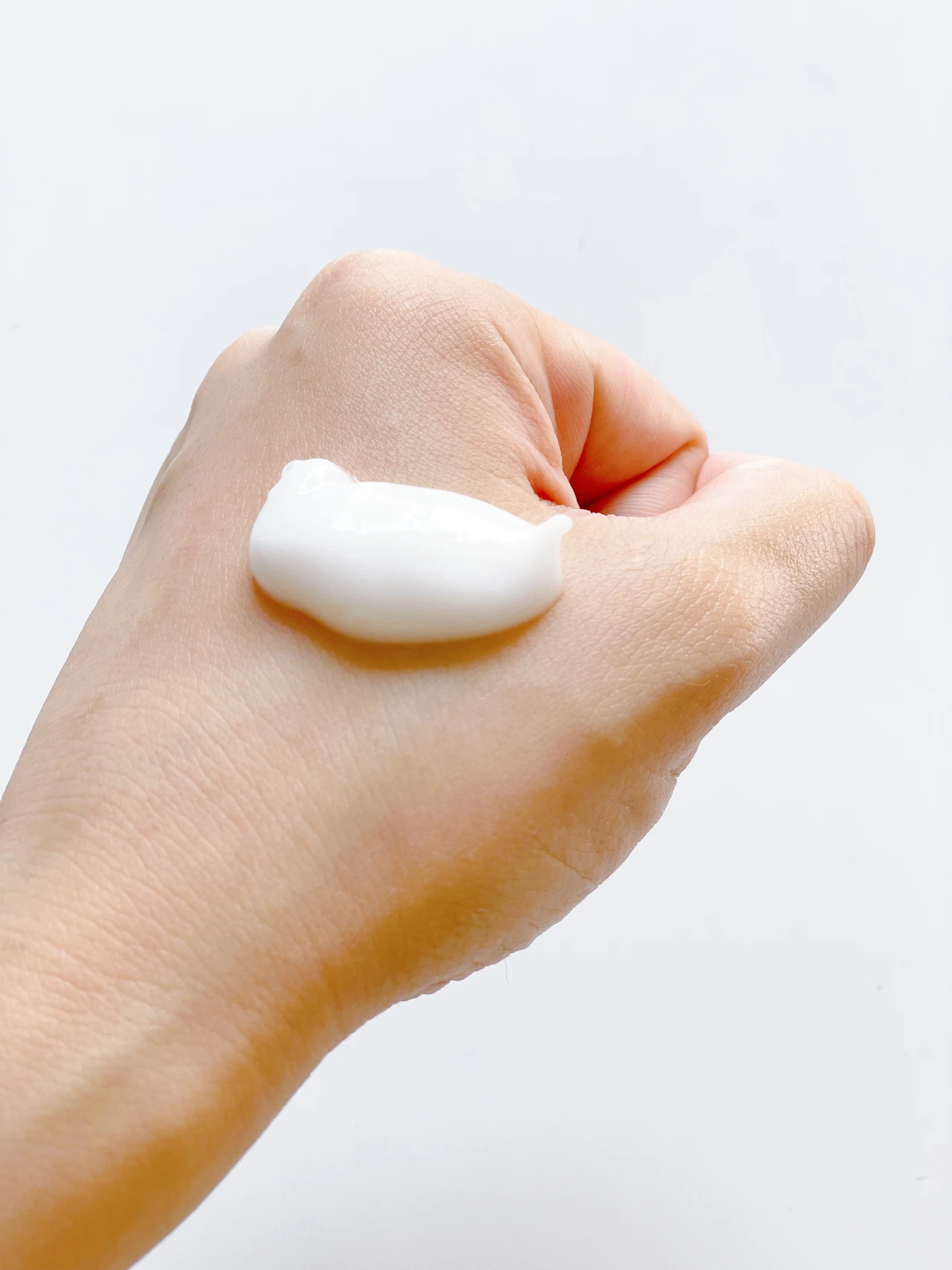 【ヘアケア迷子さんこれ使ってみて】髪にも美容成分がたっぷり配合されたアクオルの”うるおい贅沢シャンプーリンス”をレビュー！_2_2