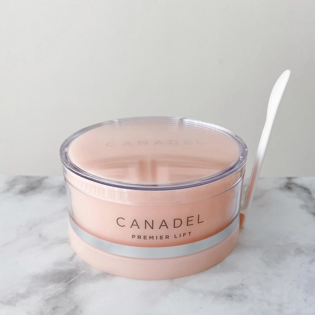 【あの大人気オールインワン美容液がリニューアル✨】医薬部外品になってパワーアップ⤴️カナデル「プレミアリフト」でハリ肌ケア💓_3_2