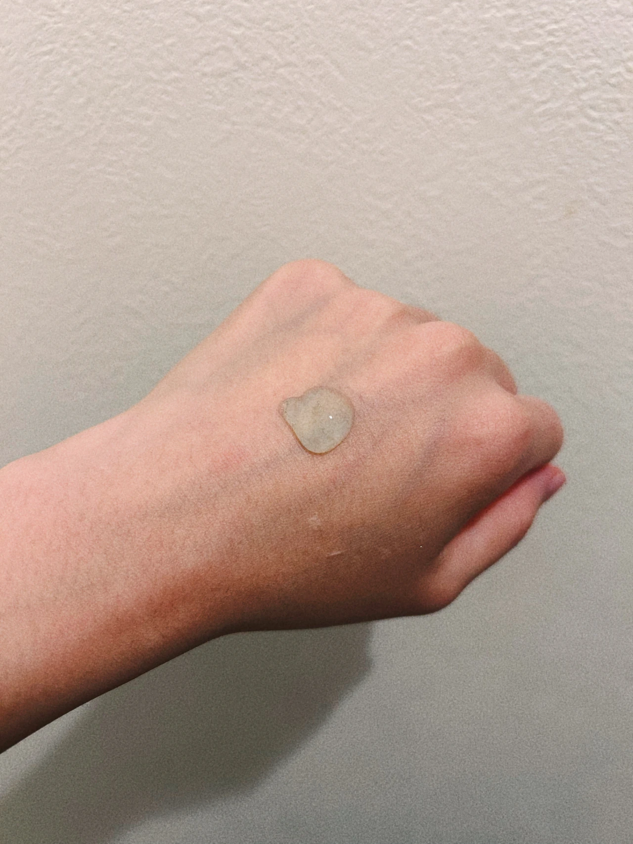 ナイトケアで外的ストレスを解放！エンビロン セリエンスナイトセラムで輝きに満ちた肌へ！_2