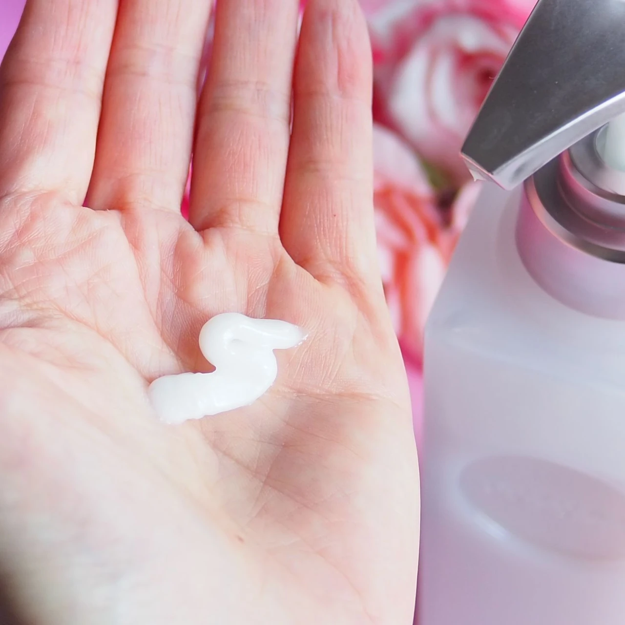 「「プルント ヴェーリング美容液トリートメント」」のテクスチャー