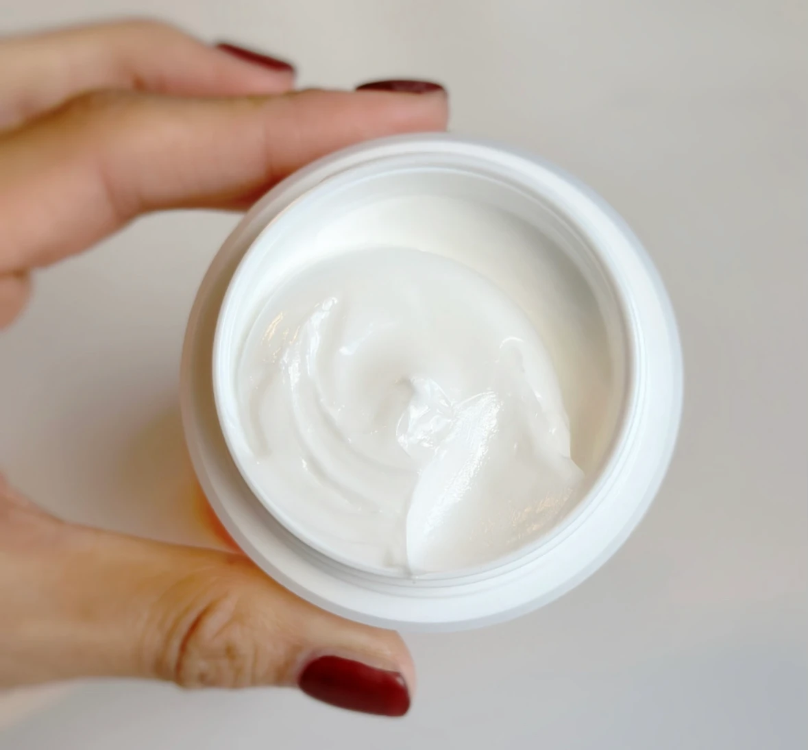 敏感肌さんにもおすすめのクリーム【ミノン　アミノモイスト　モイストチャージ　クリーム】で乾燥にも負けない肌へ。_2