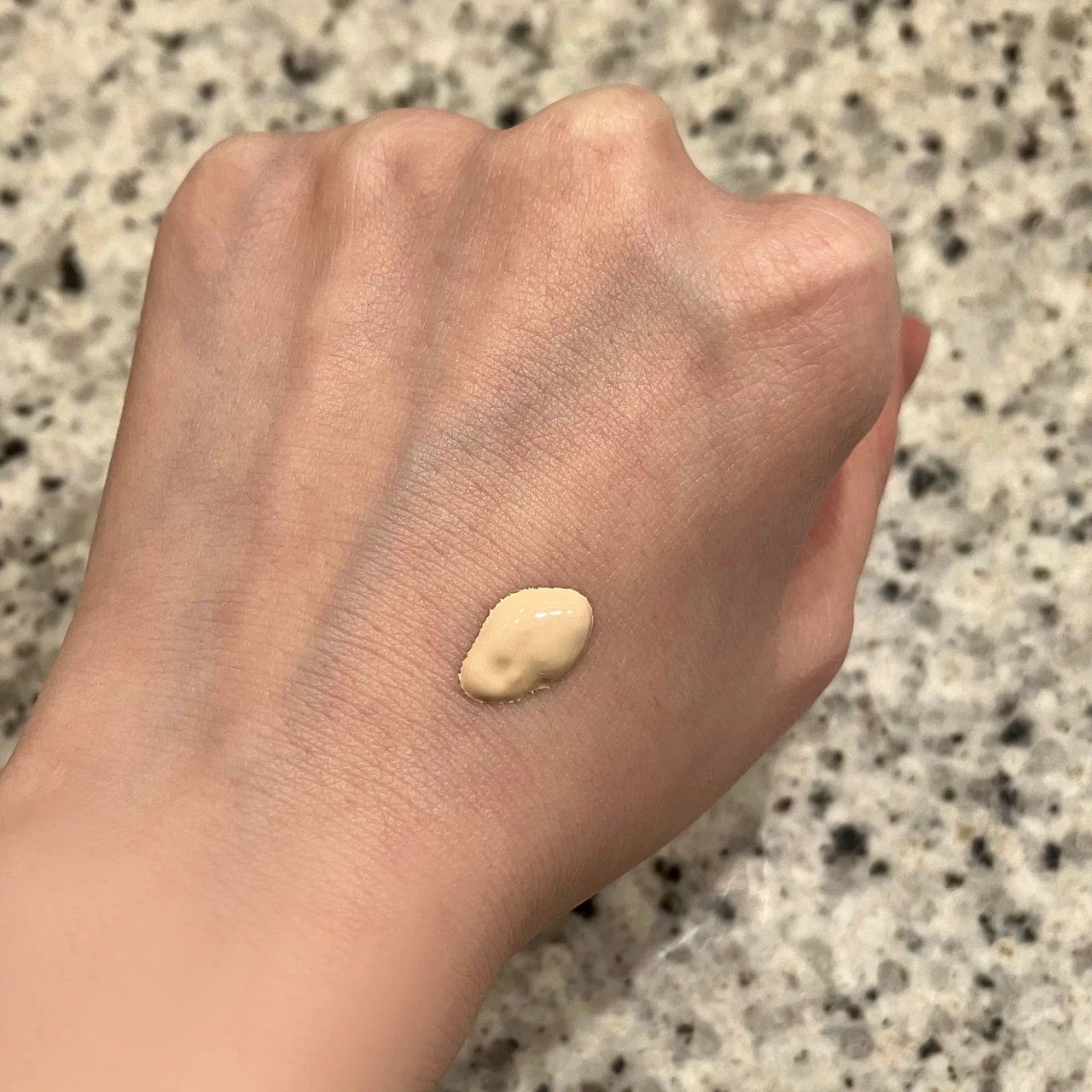 【2月10日発売】うす膜で崩れにくい！メイベリンの新作ファンデーションをレビュー_5