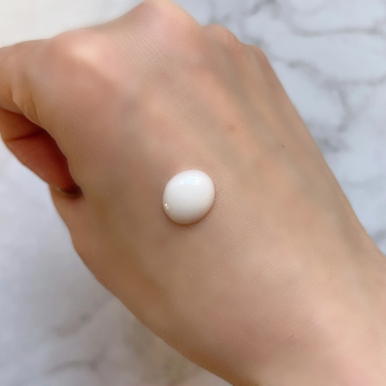 【高機能美容液】再生医療研究から生まれた「エテルナム セラム」をレビューします_4_1