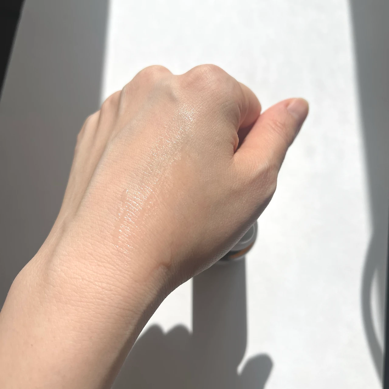 "毛穴専門"スキンケア、ケアナボーテのビタミンC美容液_4