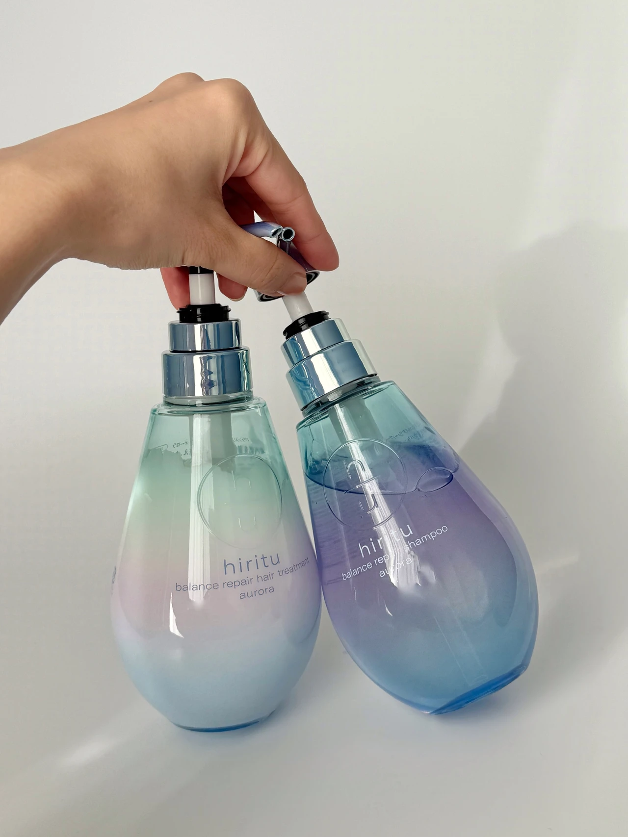 【hiritu】オーロラシリーズで髪の乾燥対策＆ツヤ感アップ！なめらかまばゆ髪へ_3