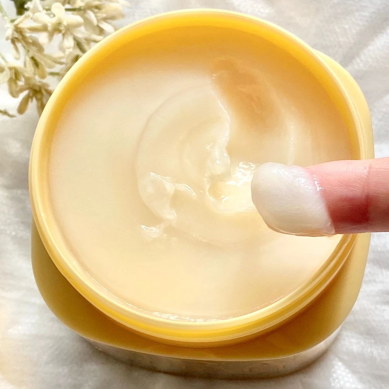 【ヘアケア】黒TSUBAKI＋金のヘアマスクのWケアで、毛先までなめらかなオーラ髪へ【イオンの補修力】_6_2