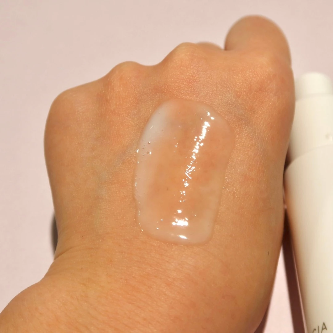 角層サイエンスのディセンシアから美白美容液が新発売！_2_2