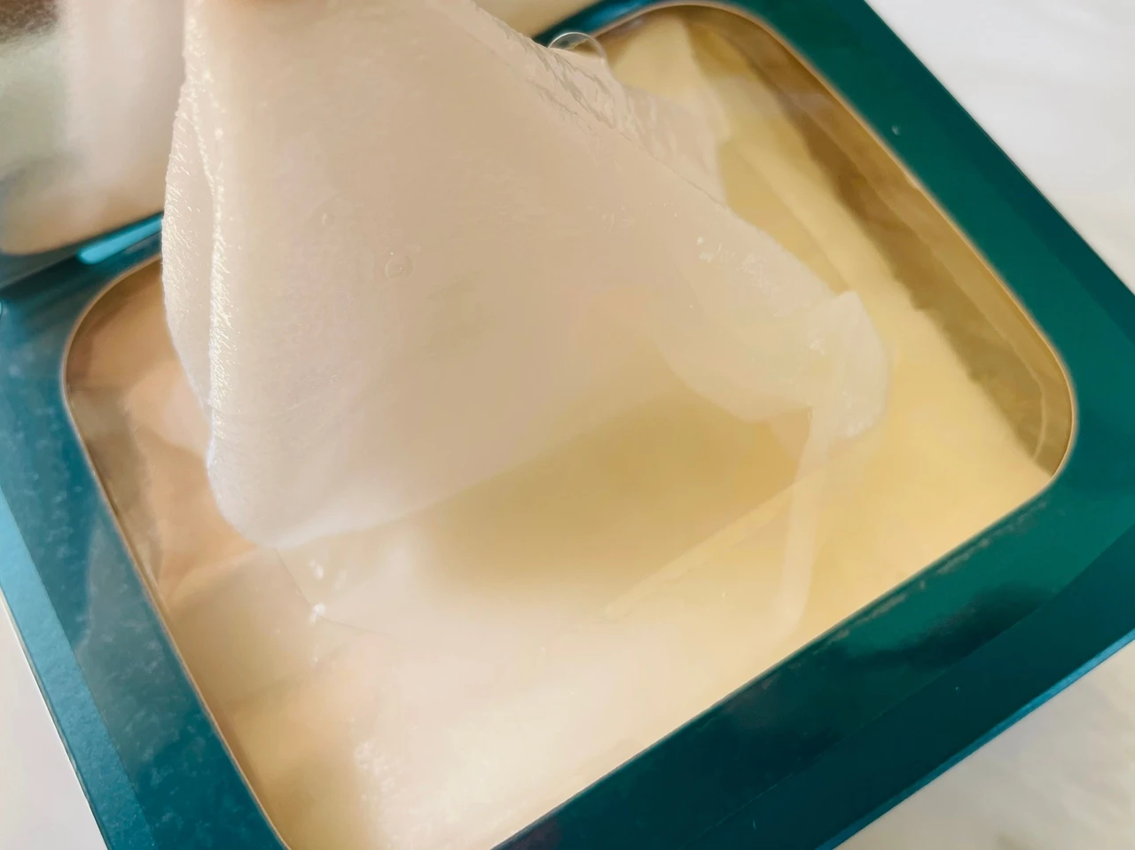 化粧水の代わりに毎日使えるフェイスマスク！【ルルルンプレシャス】でフェイスマスク習慣を始めてみませんか…？_5_1