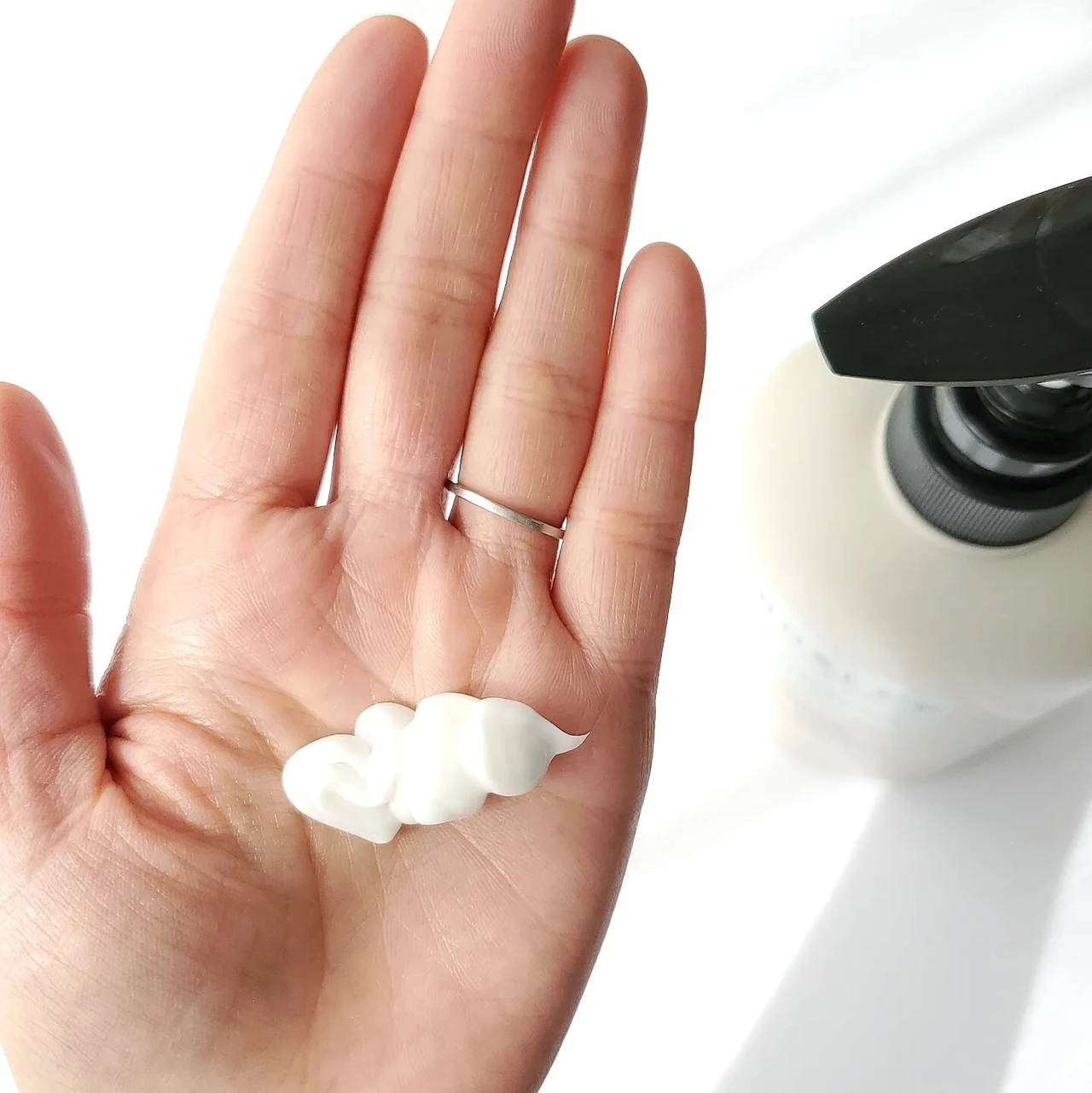 ボズレー クリームシャンプー <ノンシリコン> 使い方