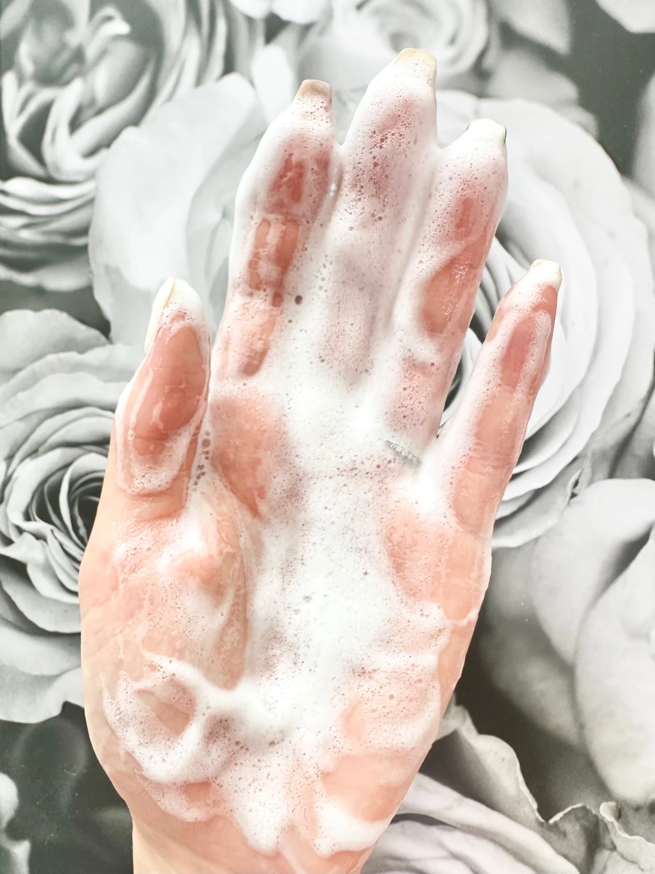 🌴🤍🧊♾️🧴
だれもが見たことあるはず✨エイトザタラソの洗う美容液シャンプー🪄_2_2