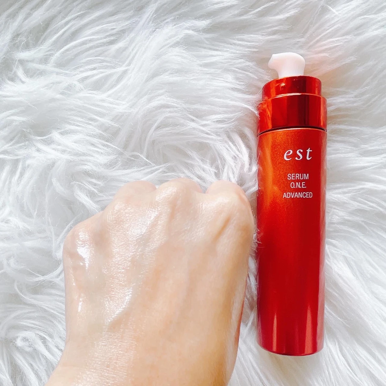 【エスト セラム ワン アドバンスド】大人気の美容液がパワーアップ！エスト史上初“ナイアシンアミド配合”の炭酸泡美容液はシミにもシワにもアプローチ！_2_2