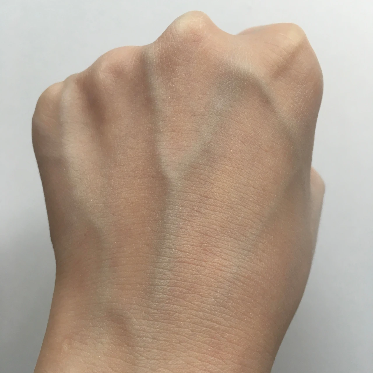 【肌悩みに合わせて選べる】毛穴をぼかしてなめらか肌を演出する、持久型パウダーがプリマヴィスタから発売！_4_2