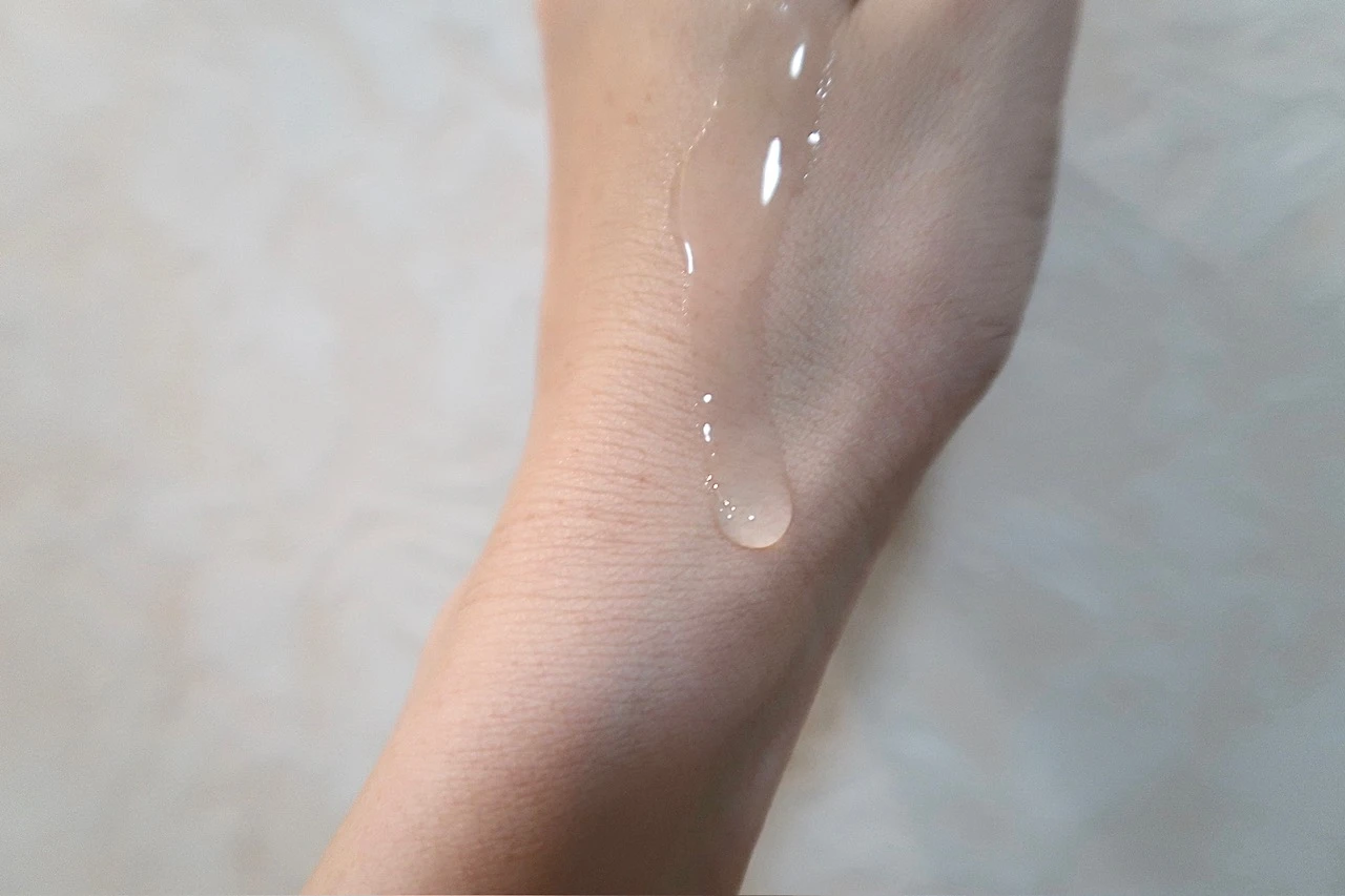 BeローションC　テクスチャー②