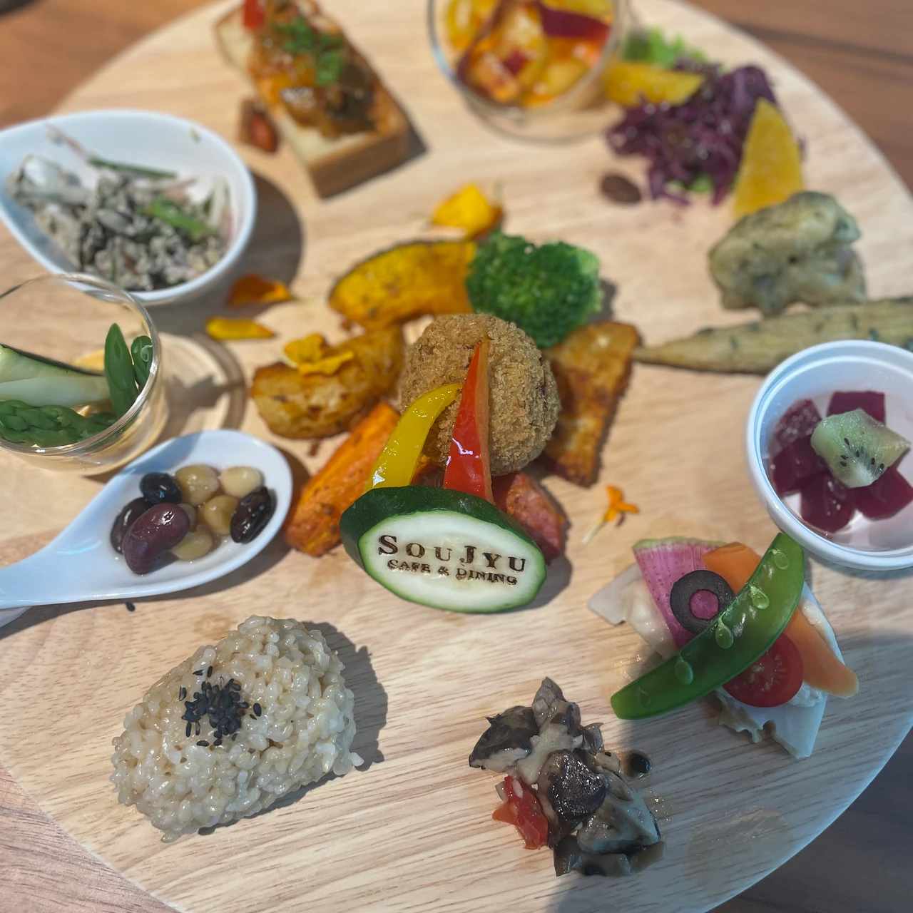 自然のチカラで美しさを目覚めさせる場所、山梨県・小淵沢にあるアルソアの本社見学_13_3