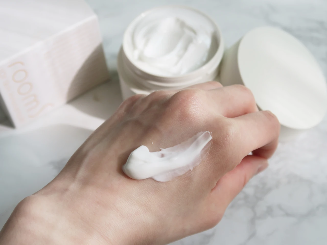 ルームエス（room S）  クレンジングクリーム「101 スキンイノセンサ」