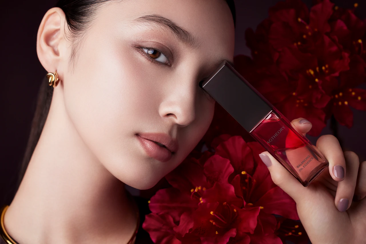 エイジーセオリーバランシングオイルエッセンス　アクシージア