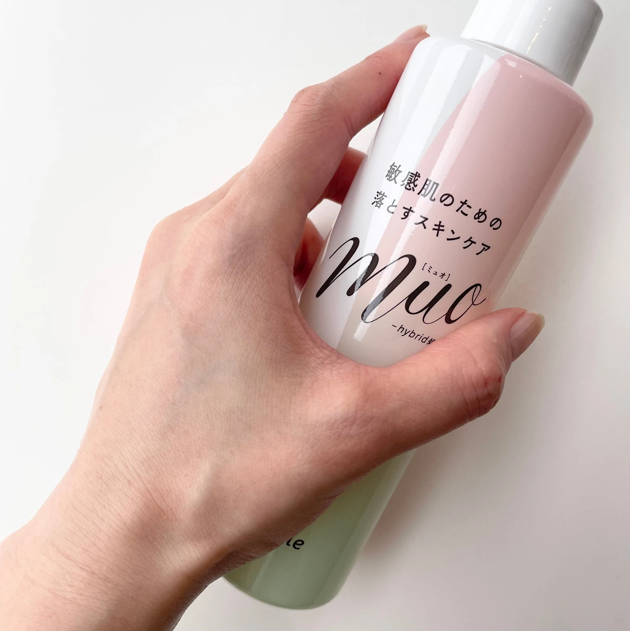 muo(ミュオ)クレンジングオイル