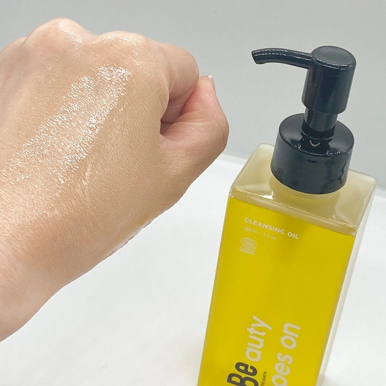 まるで美容オイルのようなしっとりした洗いあがり!「Be クレンジングオイル C」_3_3