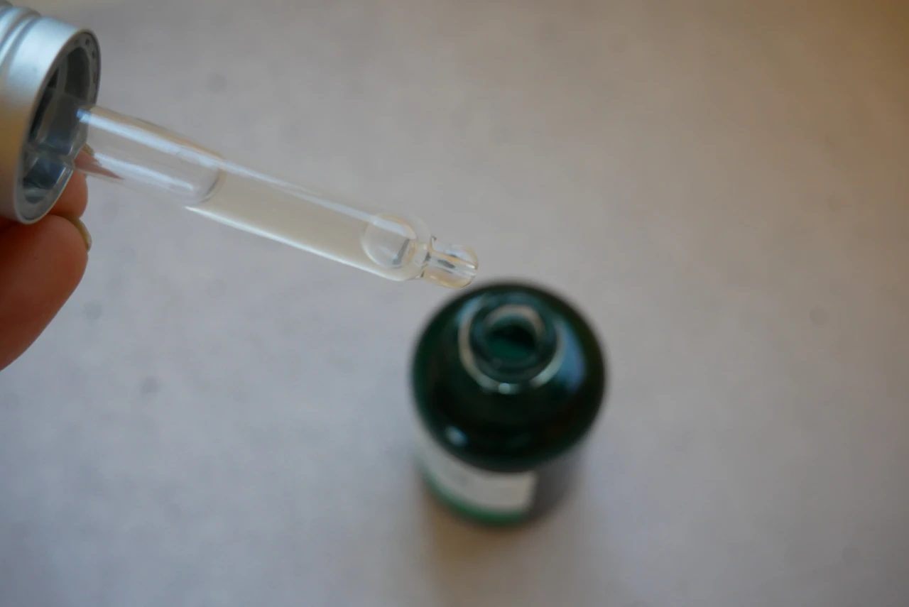 エーデルワイス コンセントレート セラムを使ってみた