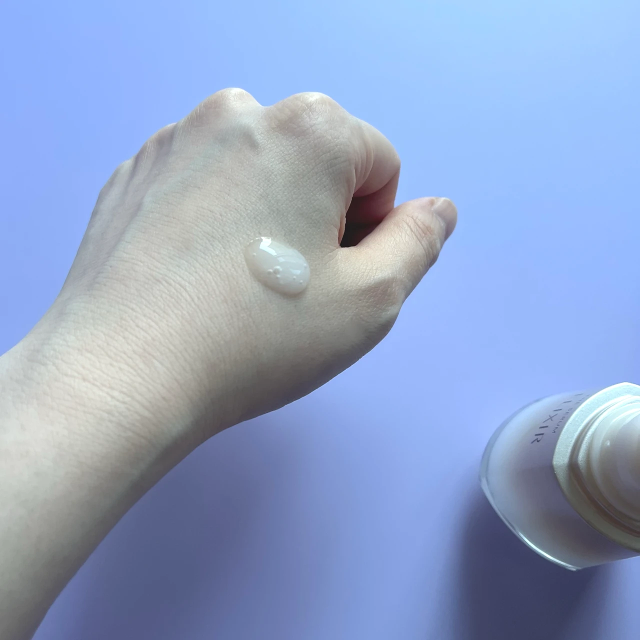 【ベスコス受賞】あらゆる大人の美肌要素にアプローチする、高機能美容液！【エリクシール ザ セラム aa】_3_1