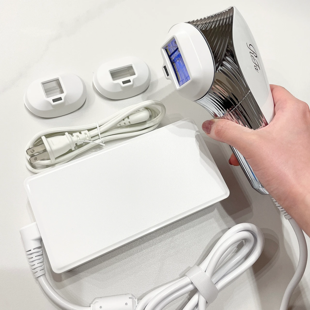 リファ　光脱毛器