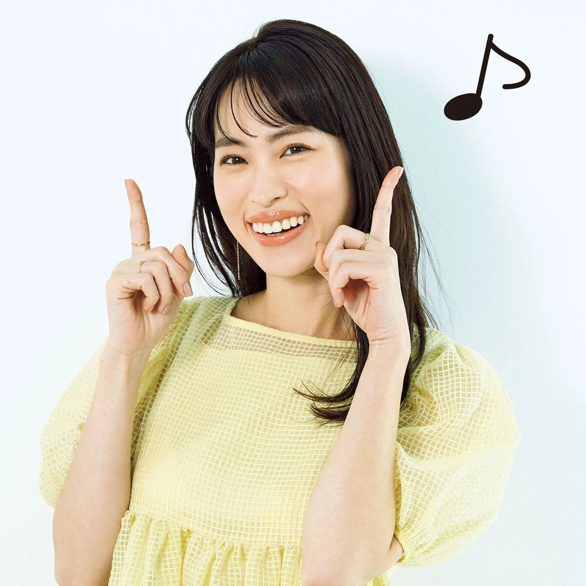 岡本静香 おすすめ 光美容器 リファ