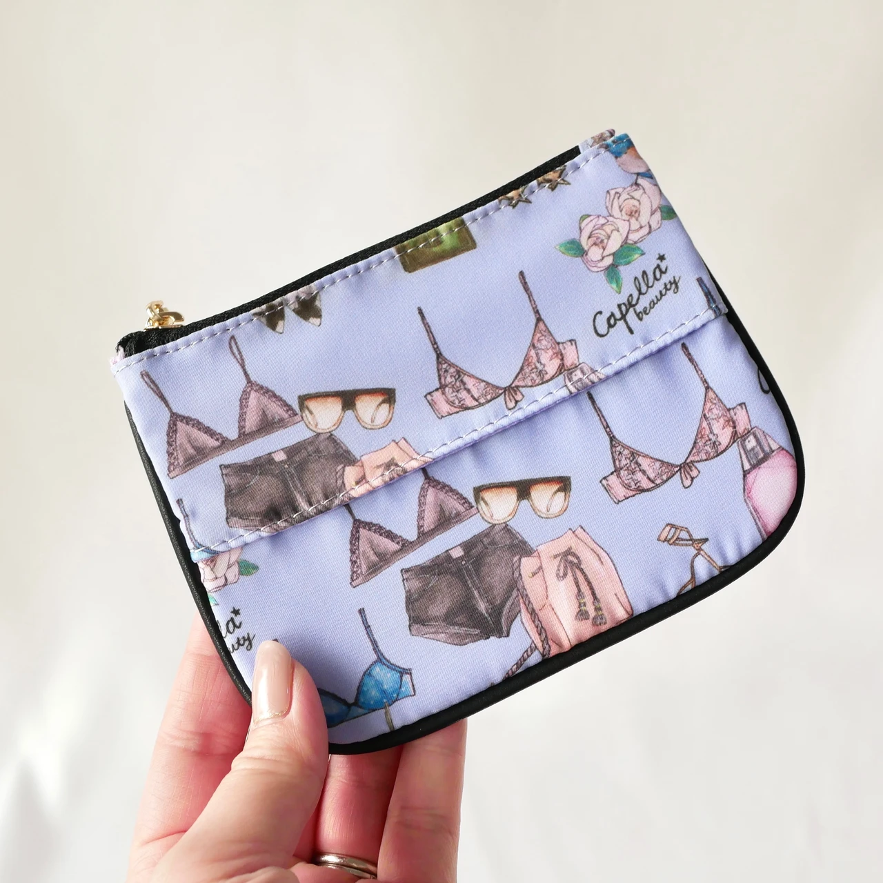 カペラビューティ リバーシブル巾着ポーチ/ティッシュケース付きミニポーチ セット