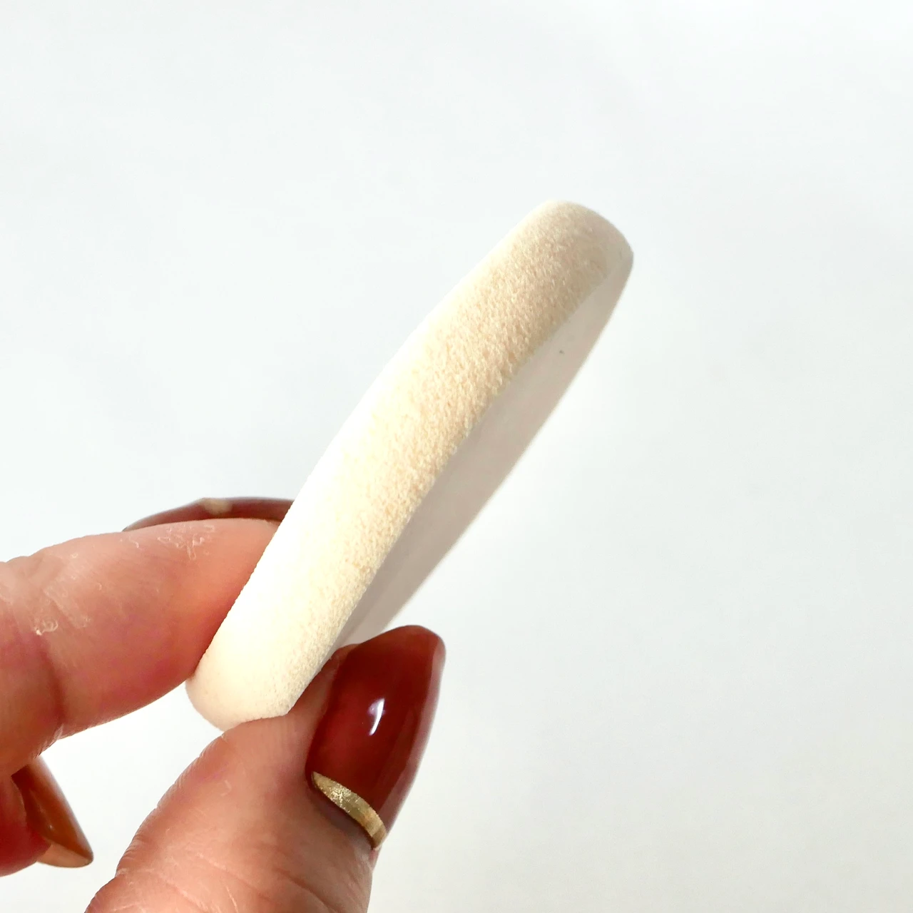 モイストラボ パウダレスフィット ファンデーション スポンジ