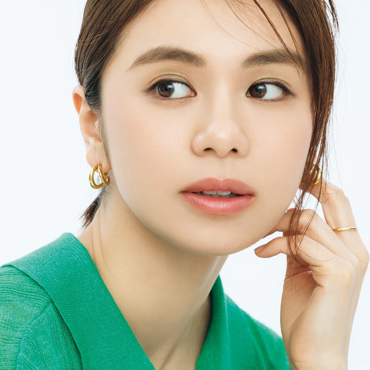 フロッキー アイブロウ マスカラ GR40を使ったメイク