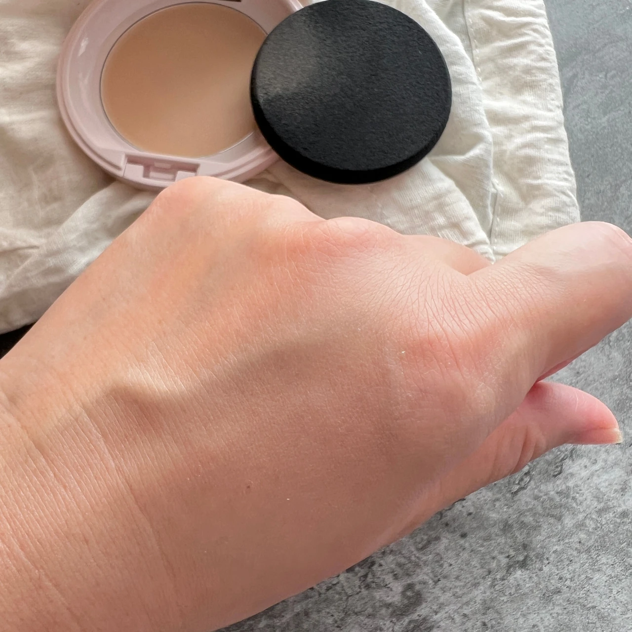 【カサつく肌にもツヤをプラス】Primavista［プリマヴィスタ］デイトリートメントバーム【乾燥肌さんにオススメのファンデーション】_4