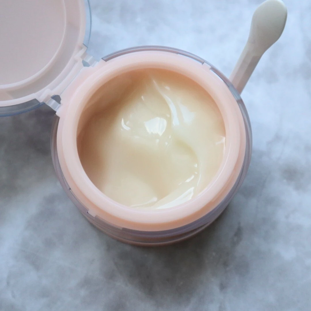 高機能オールインワンで叶えるハリ肌!カナデル プレミアリフト_2_1