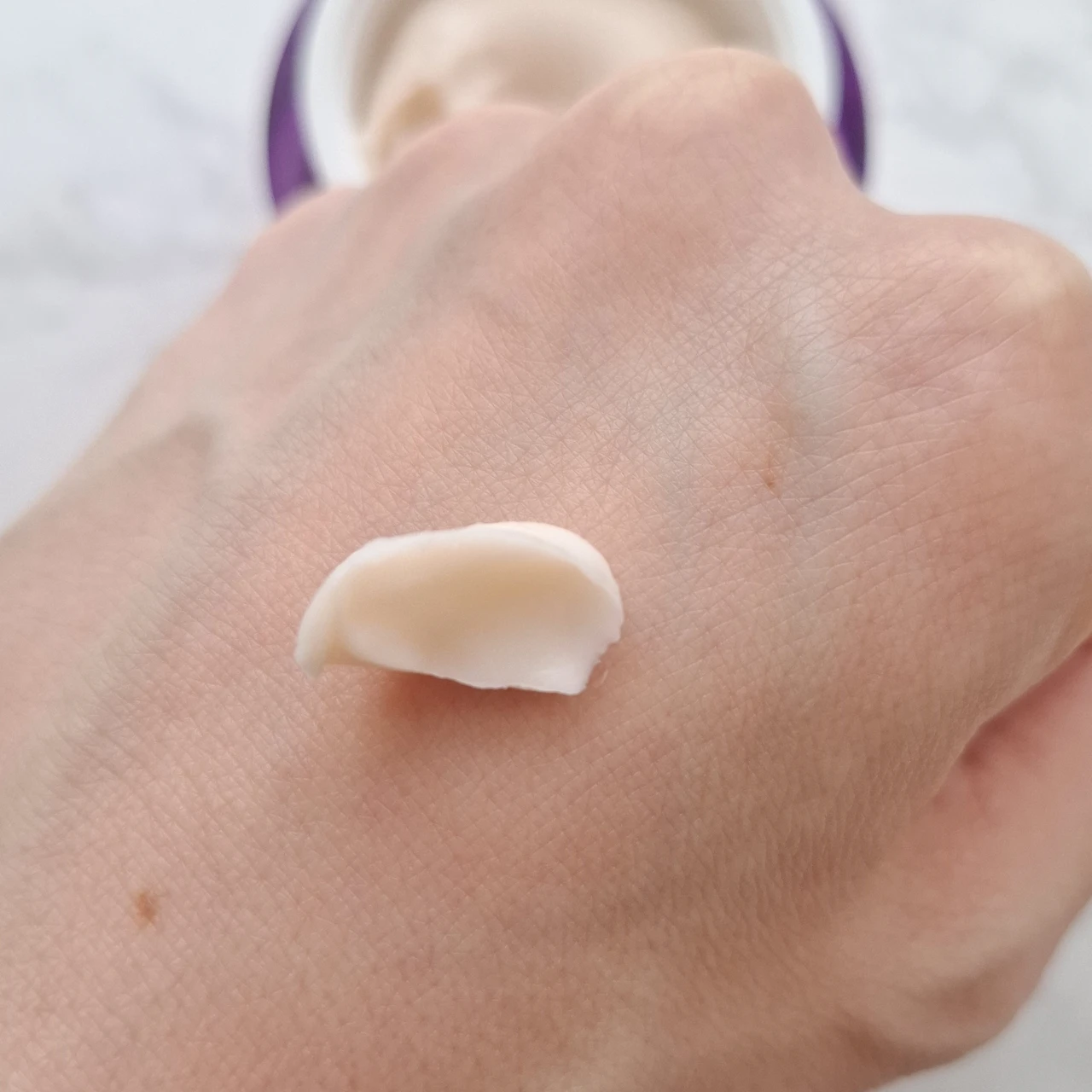 BIOHEAL BOH​ プロバイオダーム™ 3D リフティングクリーム テクスチャー