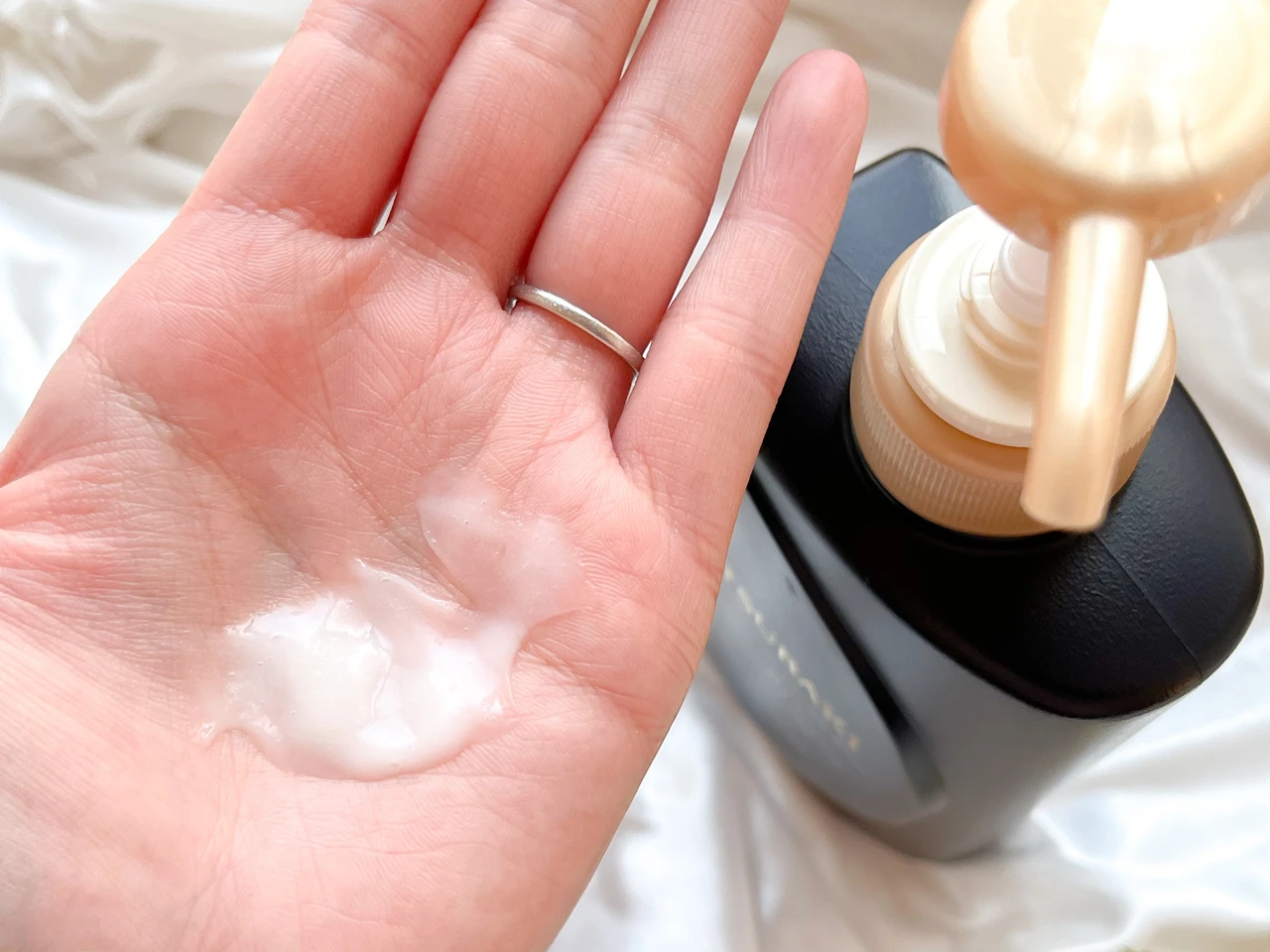 【黒いTSUBAKI】ダメージケアの歴史が変わる?!TSUBAKI最高峰*シリーズで艶あふれるオーラ髪へ_3_2