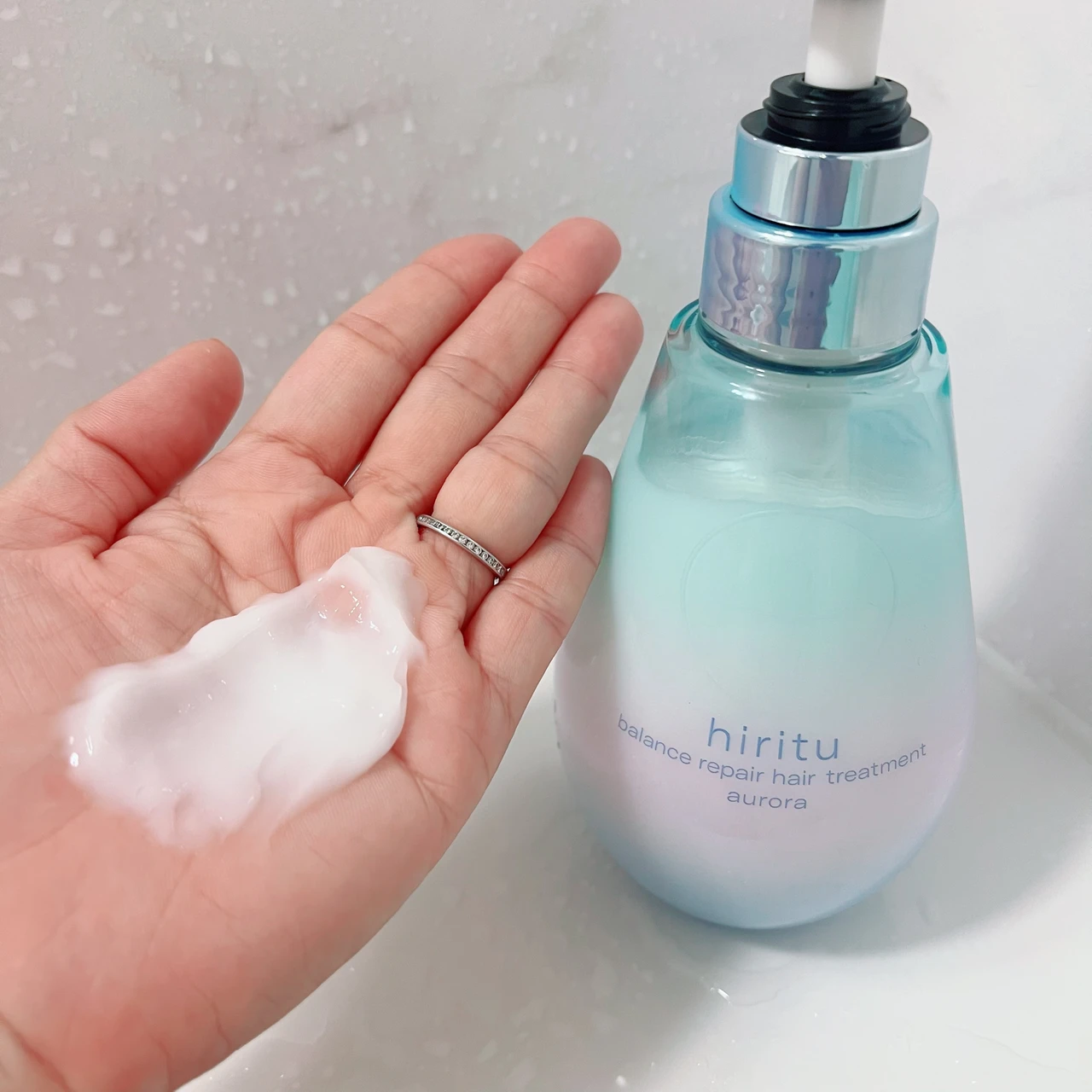 ヒリツ バランスリペアトリートメント オーロラ