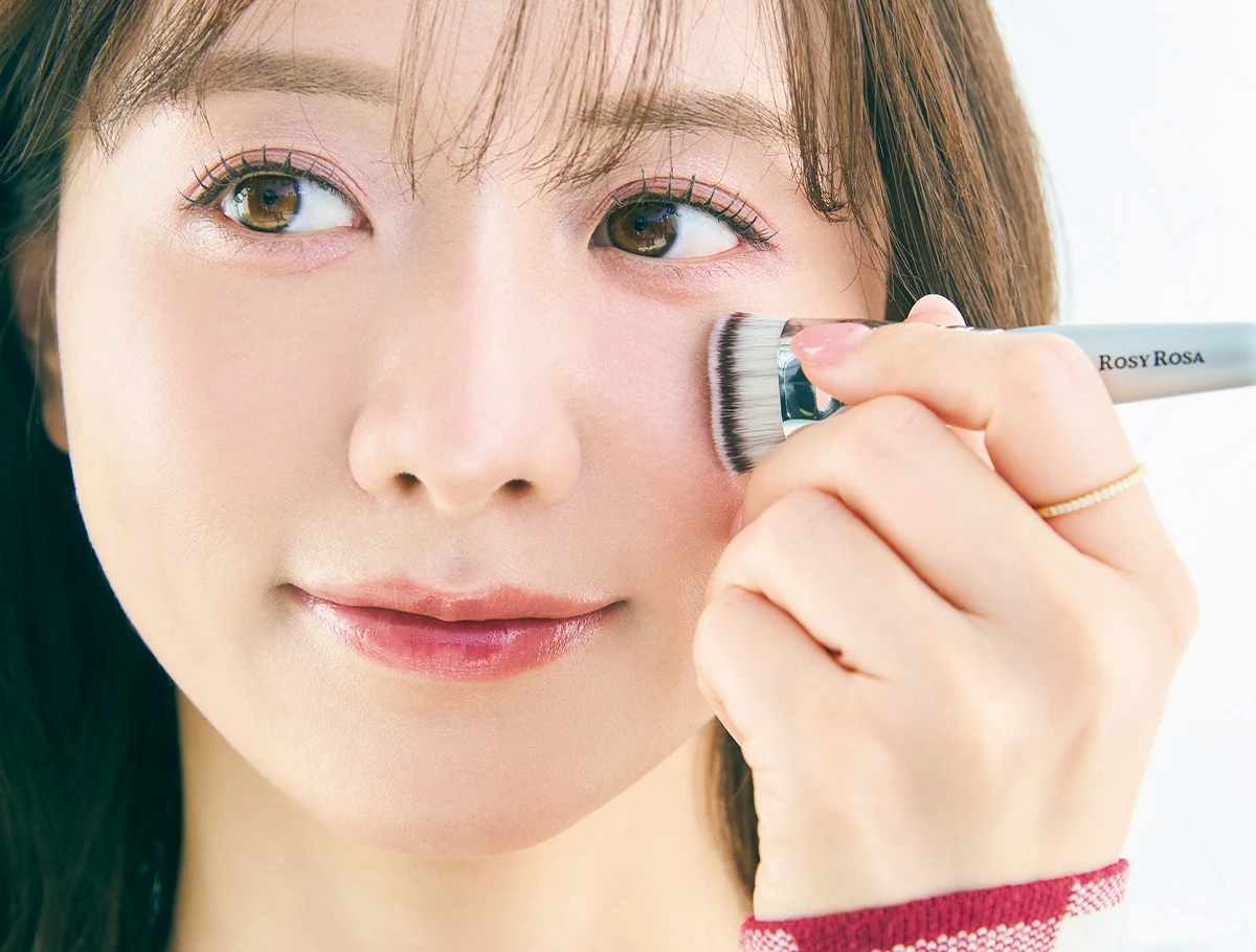 森香澄　ロージーローザ  マルチファンデブラシ　メイク直し　プチプラ