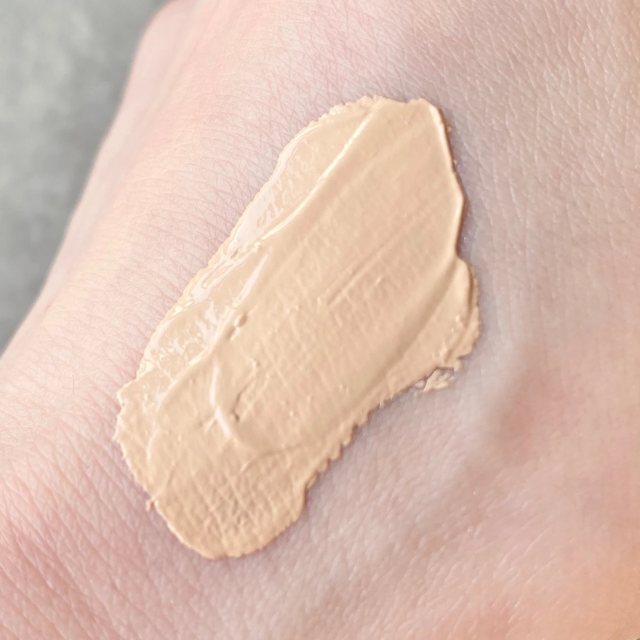 肌のくすみの正体は『シワの影』だった！ ディセンシアの万能BBエッセンスでメイクしながらシワ改善※_3_2