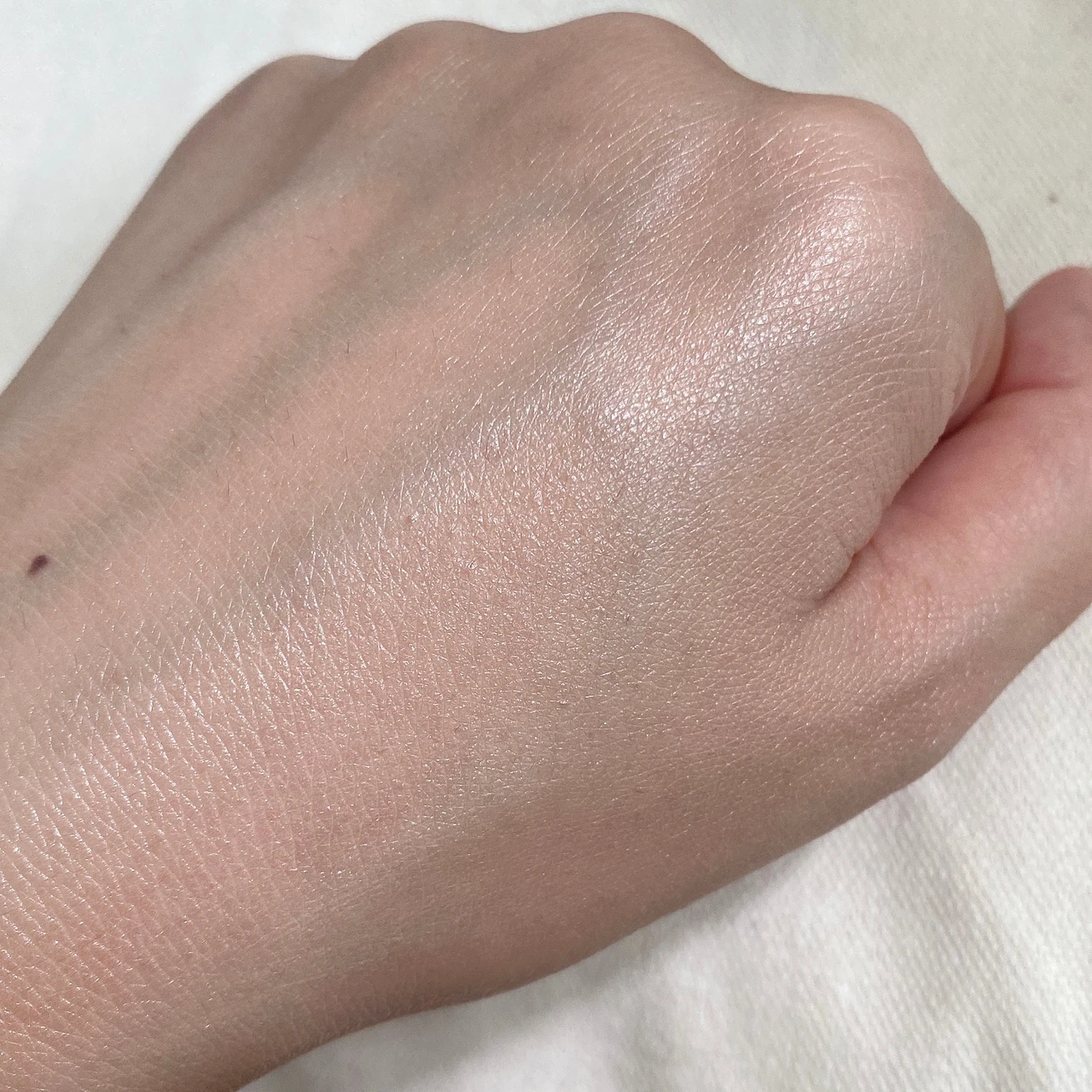 【ツヤ肌重視さん必見！】ベストコスメ2022上半期「トーンアップ下地部門」で1位獲得。"繊細なツヤ&うるみ肌"「 &be UVプライマー」で憧れの河北メイク流ベース肌を作ろう！_3_2