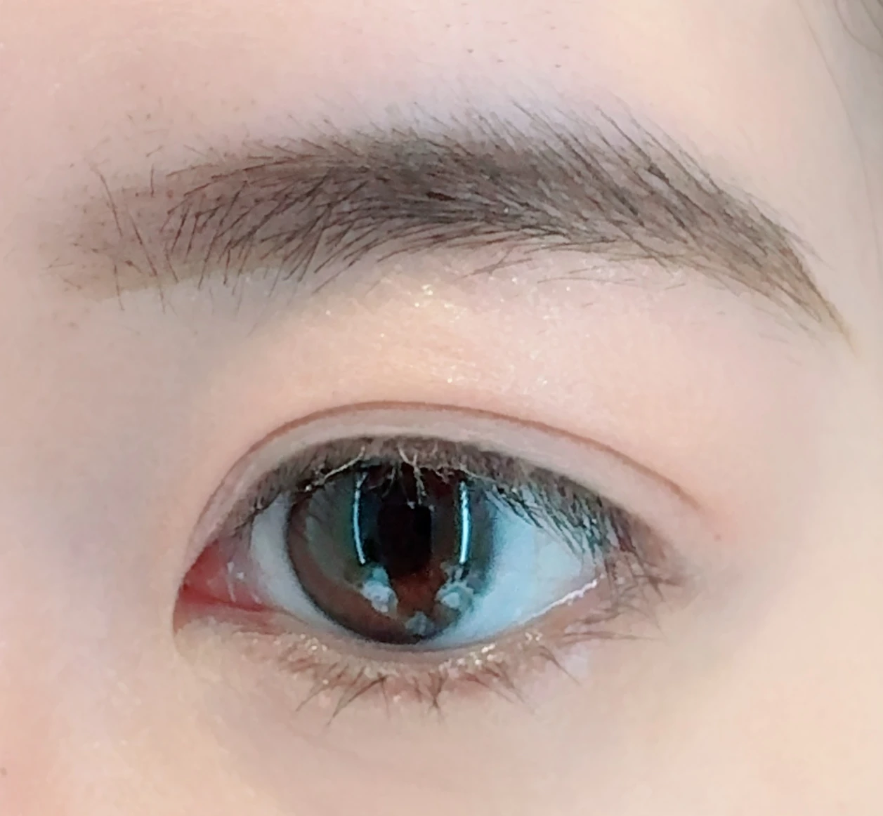 01 コーラルヘルツのメイク①