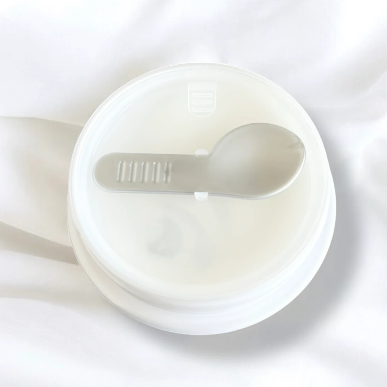 パーフェクトワン 薬用ホワイトニングジェル テクスチャー