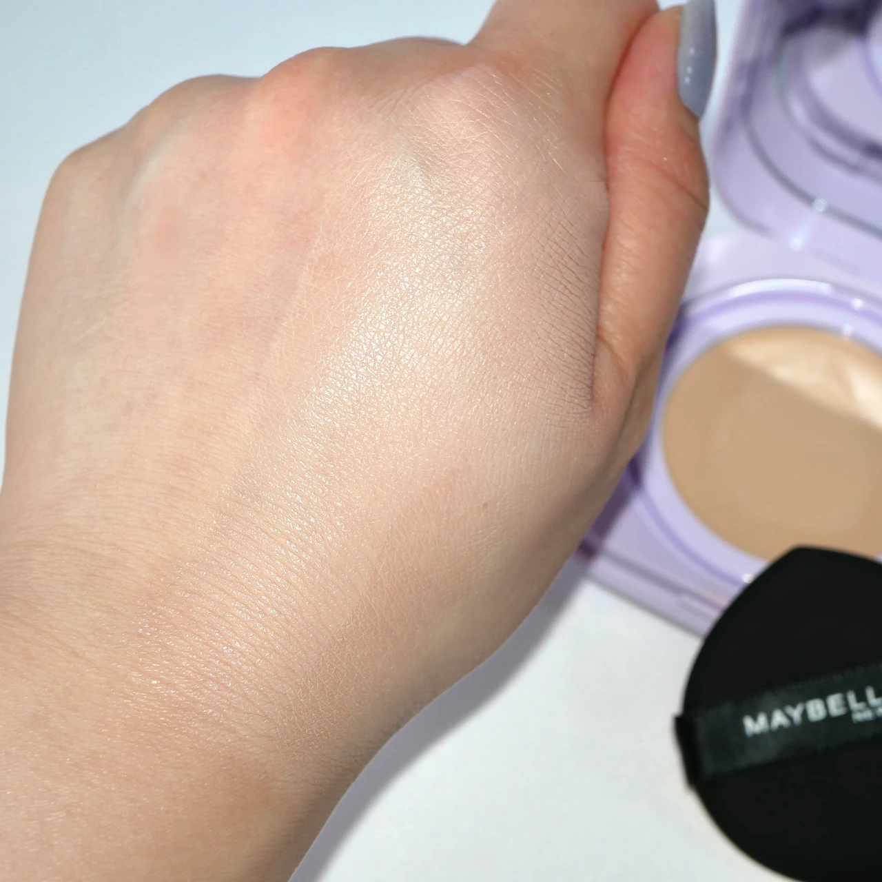 メイベリン SPステイクリームパクトファンデーション  新作