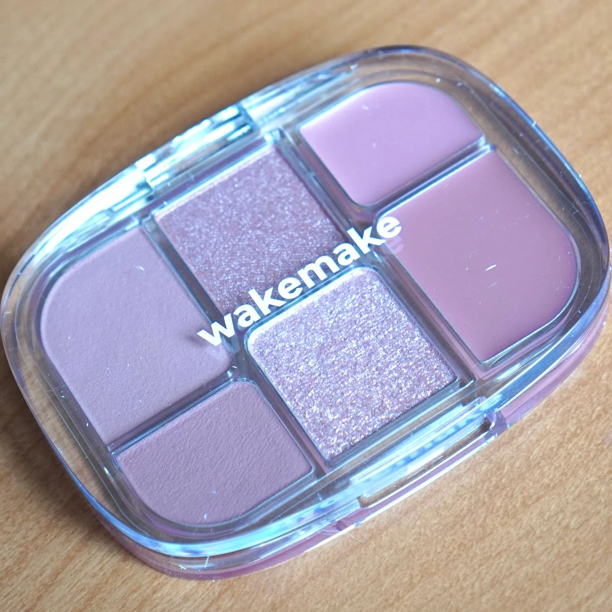 異なる3つの質感でワンランク上のメイクアップへ_4_1