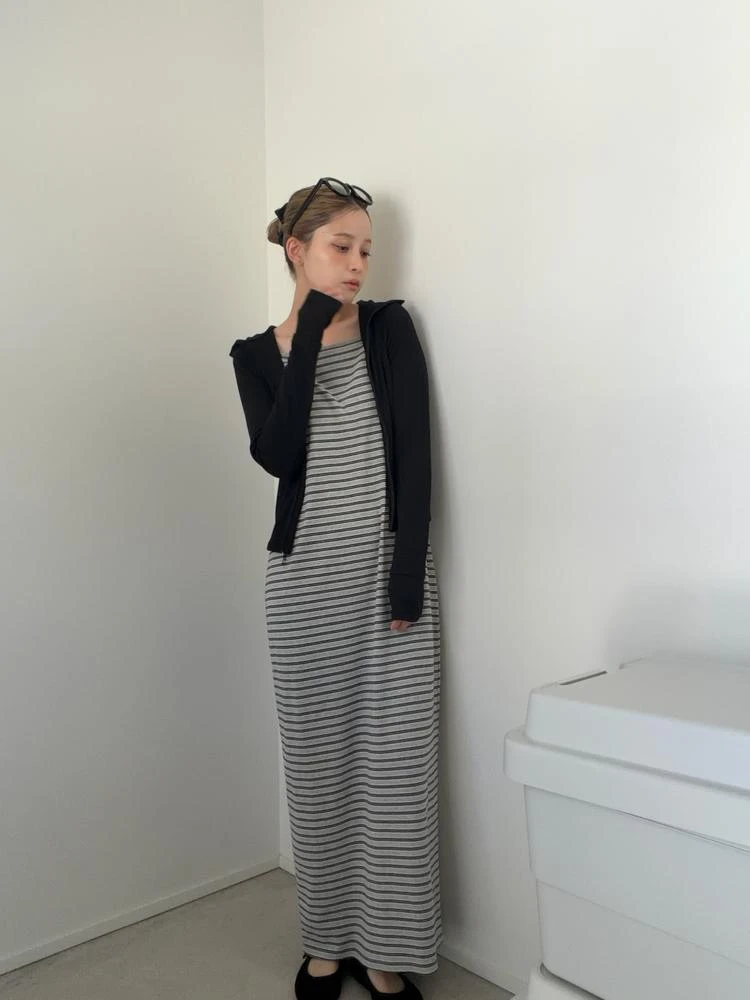 emmi　エミ　ワンピース