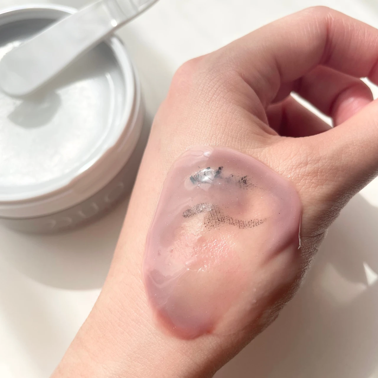 ”落とすケア”はスキンケアをどれだけ届けられる肌になるかという意味で重要なケア！【DUO(デュオ)】なら負担少なくメイクoffしつつ肌の土台まで整えてくれるよ♪_3