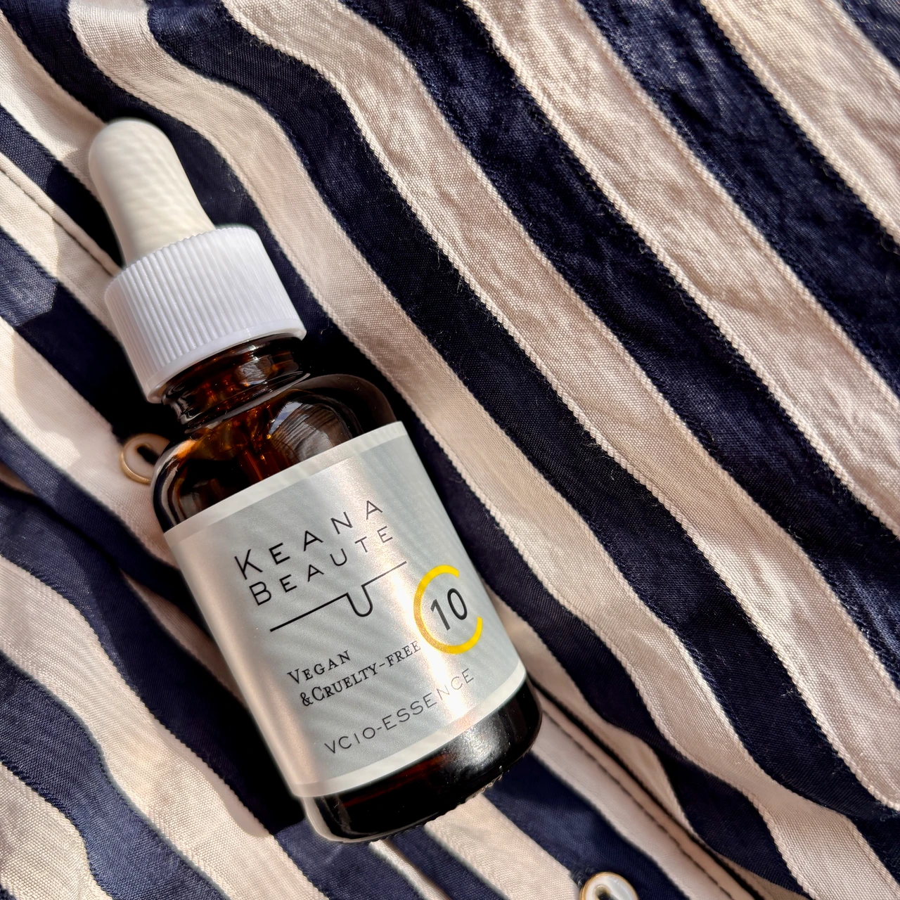 ケアナボーテ VC10濃美容液